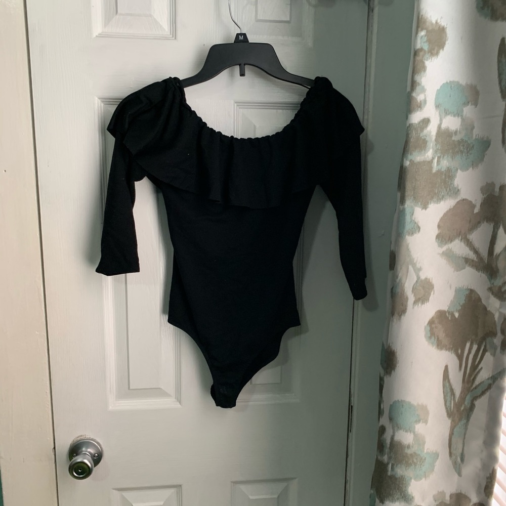Off the shoulder bobysuit